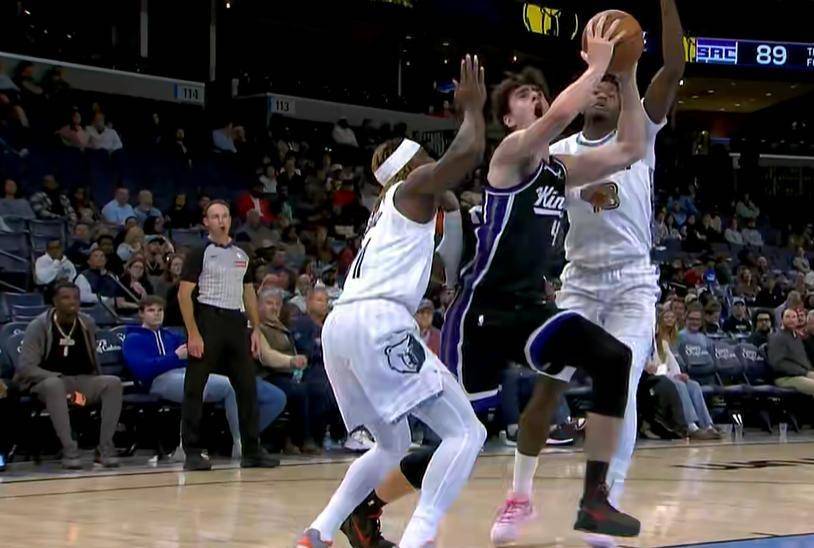 孟菲斯灰熊迎欧联关键赛，今夜更衣室发声，态度坚定，球队文化再被提及的简单介绍